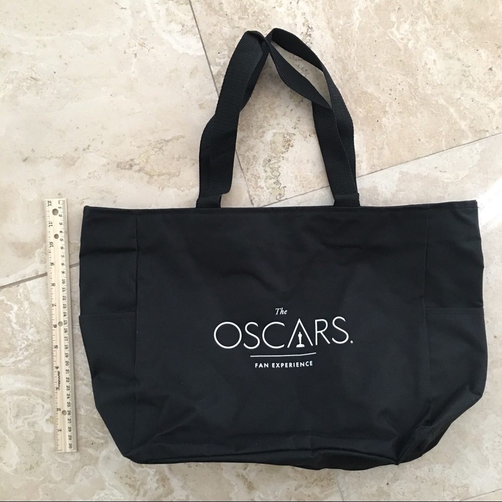 NWOT Oscars & People Branded Tote